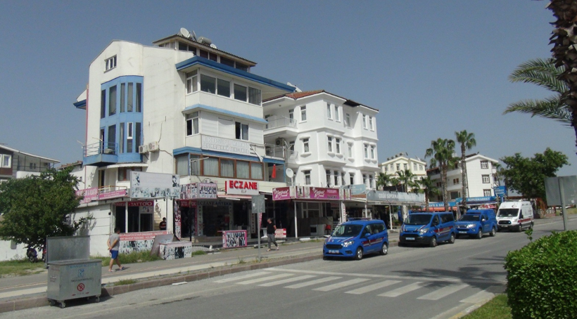 Antalya'da yabancı uyruklu iki sevgili kaldıkları evde ölü bulundu - Resim: 3