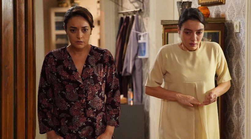 Masumlar Apartmanı'na Ezgi Mola'nın performansı damga vurdu - Resim: 1