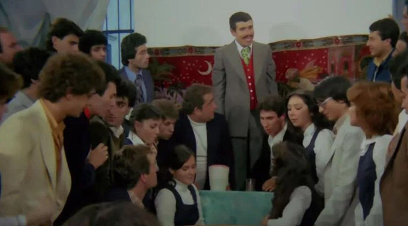 Son halini gören tanıyamadı! Hababam Sınıfı'nın Ömer'i oyunculuğu bıraktı şimdi bakın ne yapıyor - Resim: 2