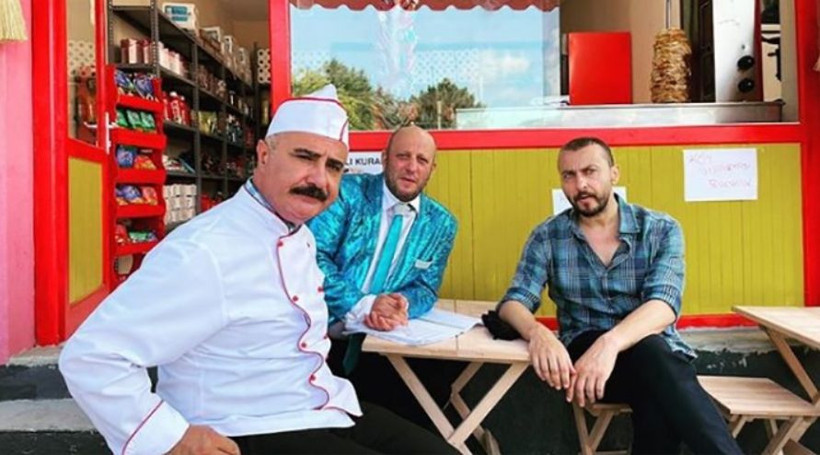 Leyla ile Mecnun'un Erdal Bakkal'ı Cengiz Bozkurt depremzedelerin yardımına koştu - Resim: 1