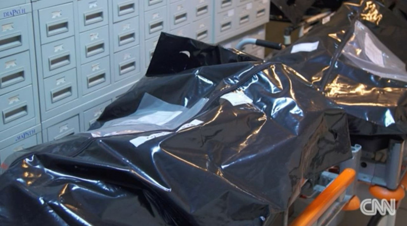 Koronada 4. dalga yıkıp geçiyor! Morglar doldu ölüler hastane koridorlarına sıralanıyor - Resim: 3