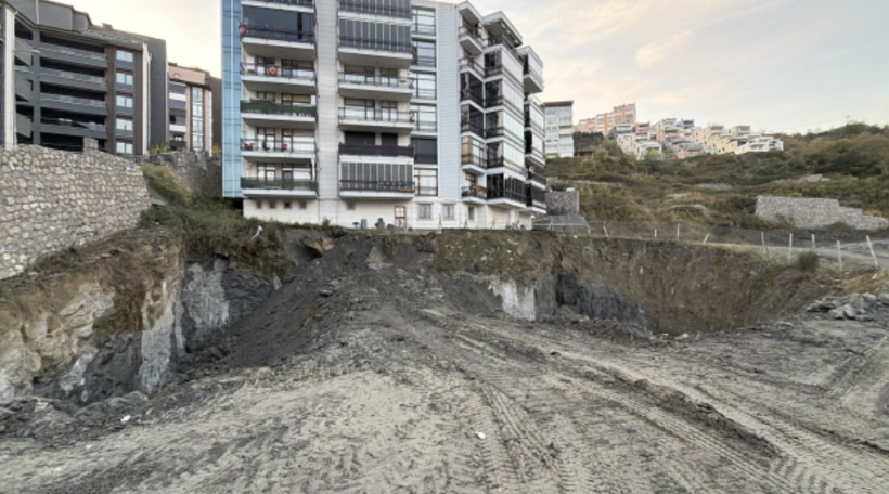 70 Kişi evlerinden tahliye edildi! Bartın'da inşaat kazılan alanda göçük - Resim: 4
