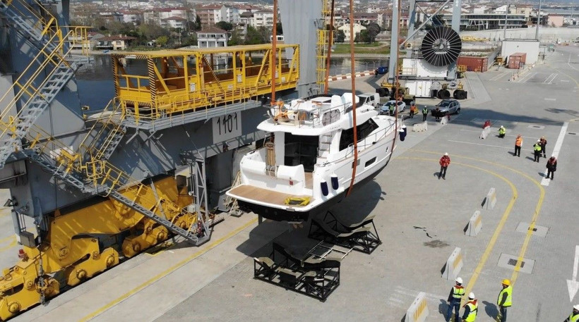 Türkiye’de üretilen lüks yat Singapur’a satıldı - Resim: 2