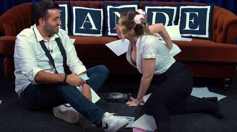 Oryantal videosundan sonra işinden olan Hande Sarıoğlu vazgeçmiyor: Veriyorum odunu yansın - Resim: 4