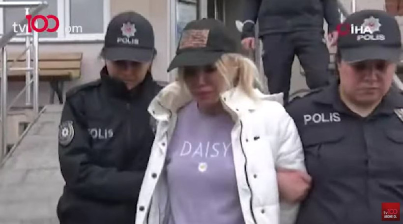 Ciciş Esra Ersoy 13 yaşındaki çocuğa cinsel istismardan tutuklandı kardeşi Ceyda balıkçıda keyif yaptı - Resim: 4