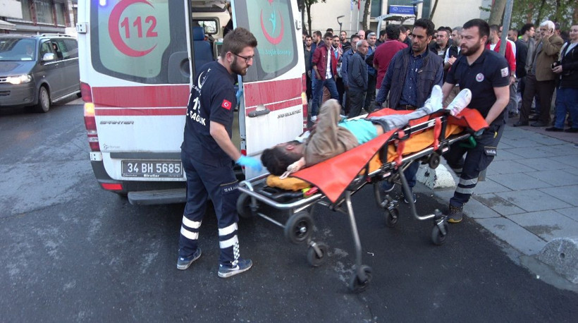 Sultangazi'de dehşet! Herkesin gözü önünde yere yatırıp... - Resim: 2