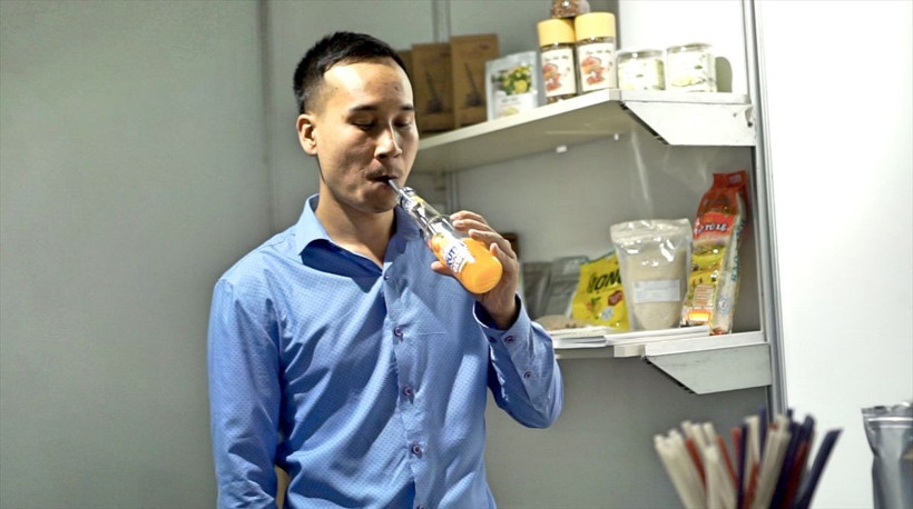 CNR Food İstanbul'a katılan Vietnamlı girişimci ilgi gördü! Pirinçten pipet üretmiş - Resim: 1