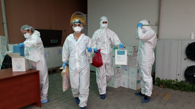 İzmir'de 422 kişilik filyasyon ekibinin çalışmaları ilk kez görüntülendi - Resim: 1