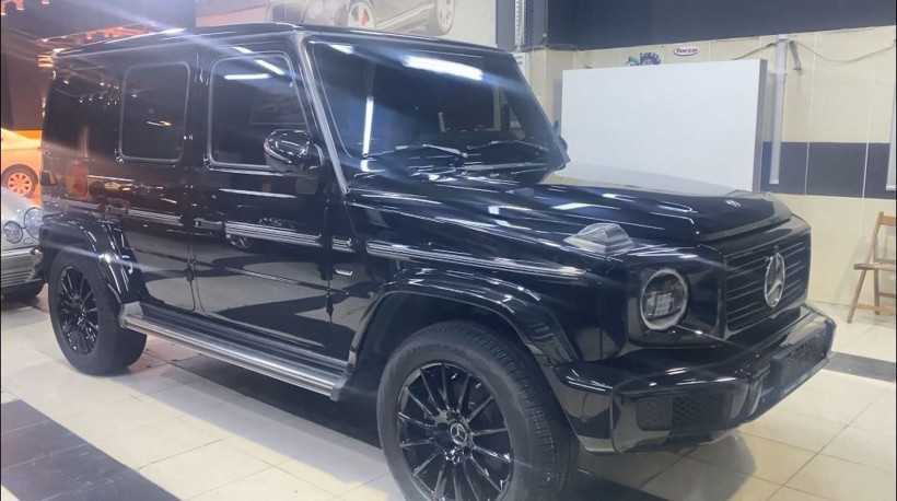 Yılbaşı gecesi İstanbul'da film gibi olay! 5 milyonluk lüks cipte kadın kılığında yakalandı - Resim: 2