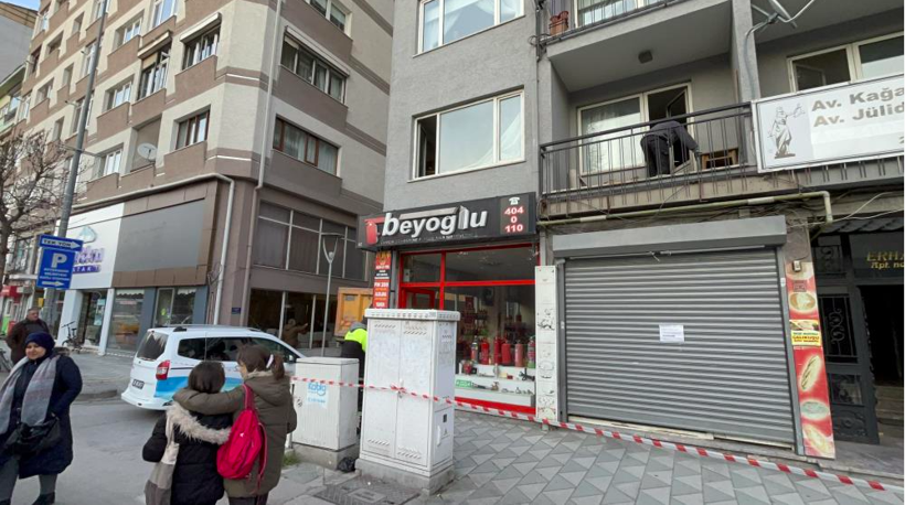 Evden 40 ton çöp çıktı! Komşular pis kokudan isyan edince şok gerçek çıktı - Resim: 4