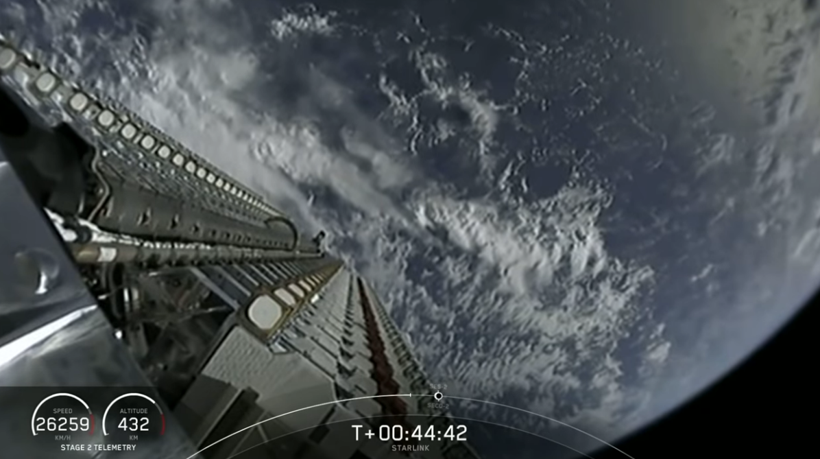 Falcon 9 İstanbul'un üzerinden böyle geçmiş canlı görüntülendi - Resim: 2