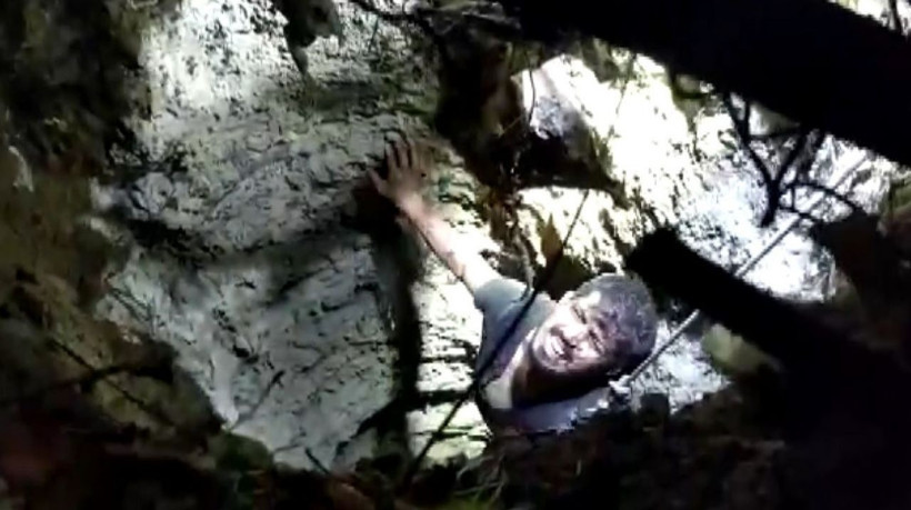 Denizli'de 15 metre derinlikte kuyuya düştü bakın nasıl kurtarıldı - Resim: 1