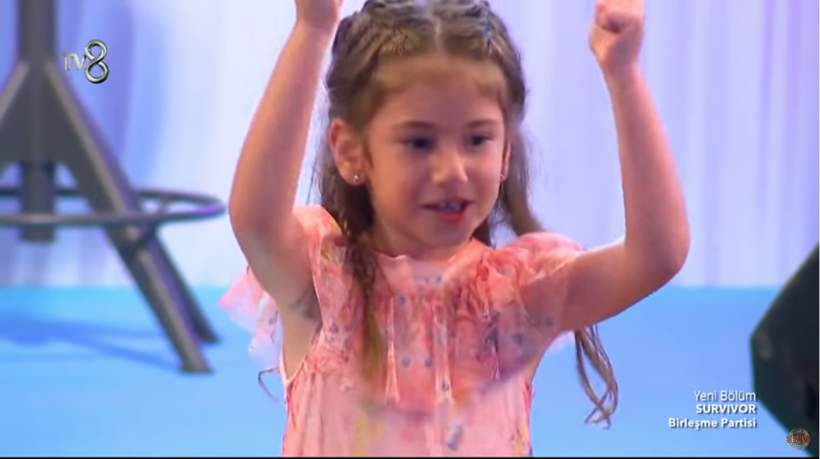 Survivor'da Melisa Ilıcalı dansı olay oldu Acun Ilıcalı'nın kızları birlik oldu - Resim: 3