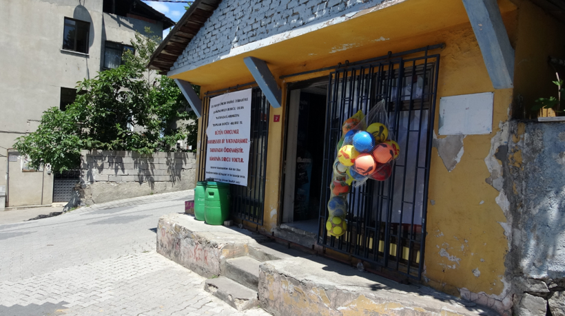 İstanbul'da hayırsever kadın mahallenin 20 yıllık veresiye borcunu ödedi - Resim: 3