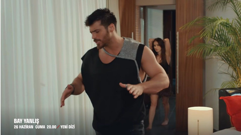 FOX TV'de Can Yaman Özge Gürel dizisi Bay Yanlış'a öpüşme sahnesi damga vurdu - Resim: 3