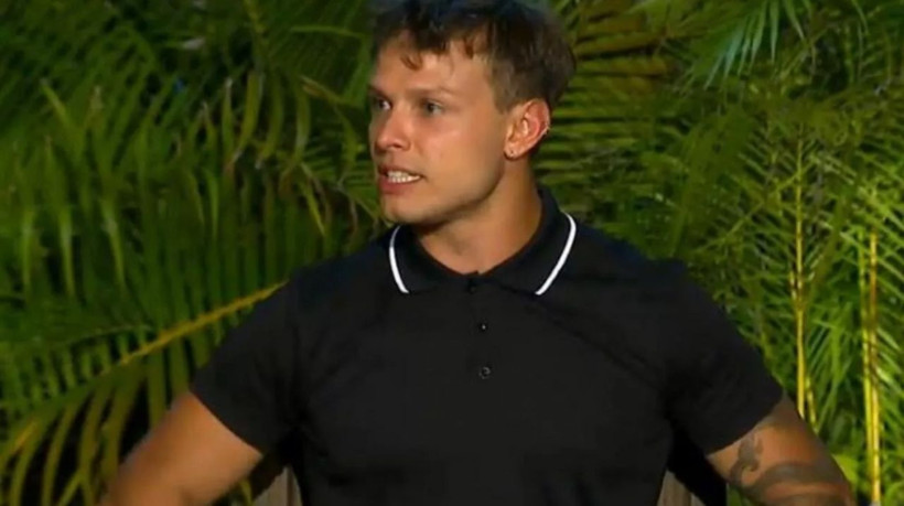 Survivor'da gergin anlar! Sayısı iptal edildi, halkayı fırlattı: Murat Ceylan çileden çıktı! - Resim: 1