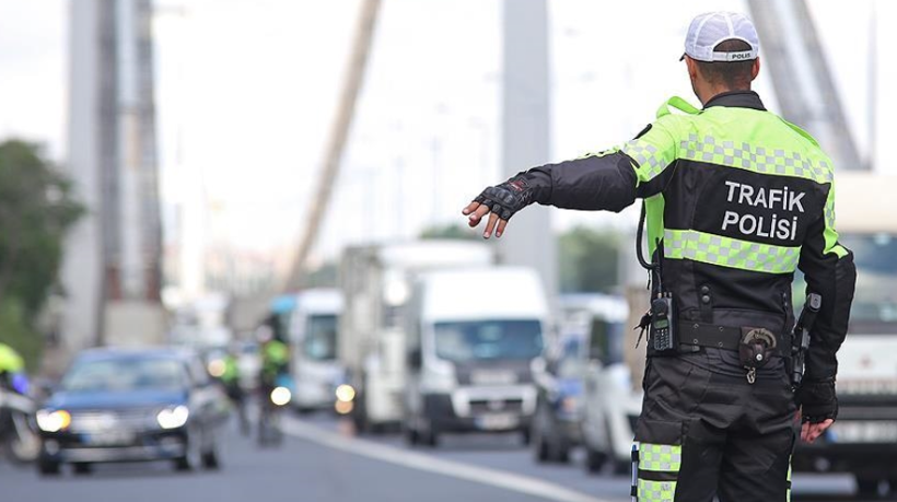 Sürücüler dikkat! Bunları bilmiyor olabilirsiniz, büyük cezası var - Resim: 1