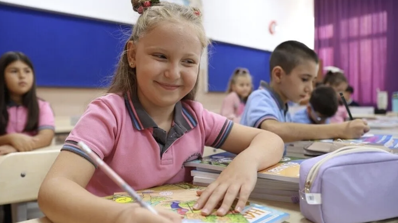 Milli Eğitim Bakanı Yusuf Tekin'den ara tatil açıklaması! 180 gün detayı... - Resim: 0
