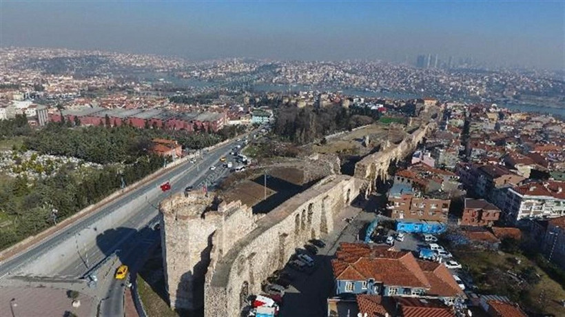 Bir zamanlar İstanbul'u koruyan surların haline bakın - Resim: 4