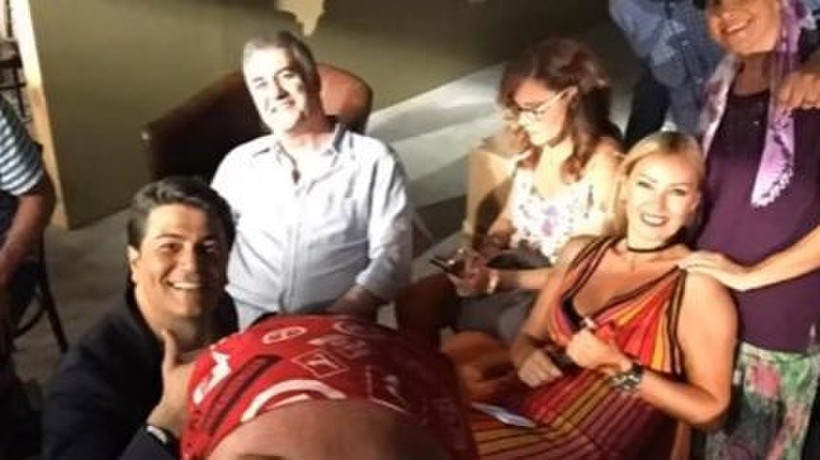 Vatan Şaşmaz'ın ölümü sonrası Pınar Altuğ’dan üç noktalı paylaşım - Resim: 2