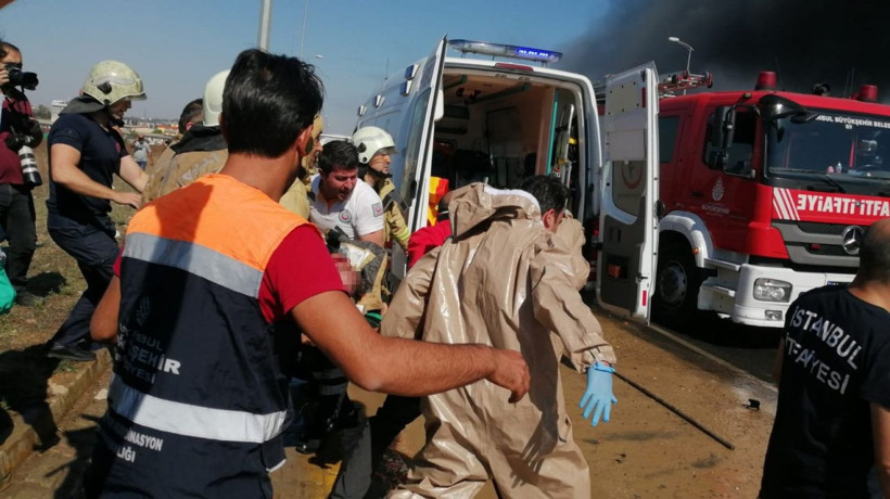 Tuzla'da yanan fabrika çevresinde yağmur tedirginliği - Resim: 4