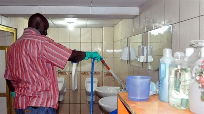 Gineli Profesör Toure Türkiye'de yıllardır tuvalet temizliyor! 9 dil biliyor - Resim: 4