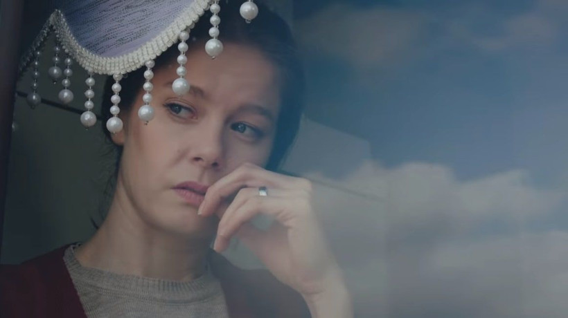 Kırmızı Oda dizisine sürpriz oyuncu! Burcu Biricik hikayesiyle şaşırtacak - Resim: 2