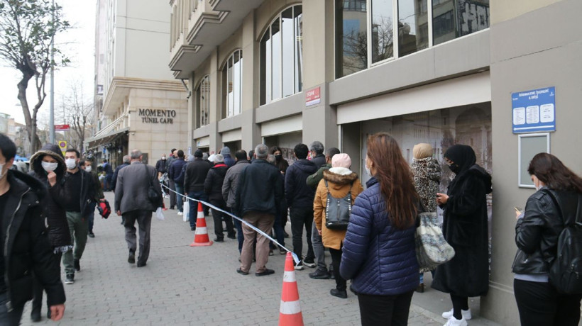 İstanbul'da vatandaşların HES kuyruğu isyanı - Resim: 1