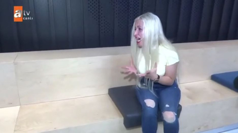 ATV Esra Erol'da kocasıyla barışmak istemeyen kadın sinir krizi geçirdi - Resim: 3