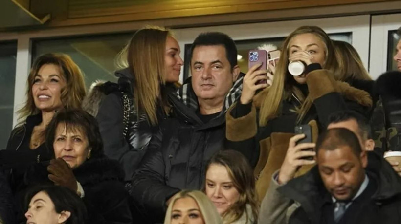 Acun Ilıcalı'nın yüzüne estetik mi yaptırdı? Hull City maçında ortaya çıktı! - Resim: 1