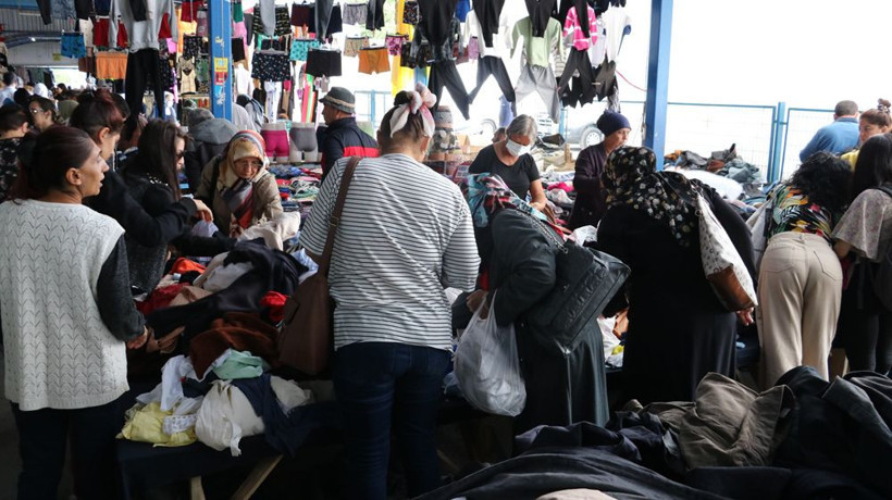 Hafta sonu oldu yine Edirne'ye akın ettiler! Ne buldularsa poşet poşet aldılar - Resim: 4