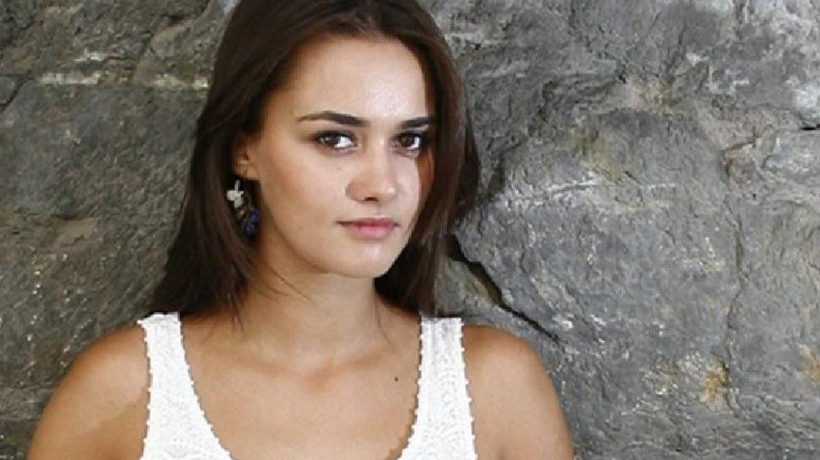 Estetiğim yok diyen oyuncu Bensu Soral'ın eski fotoğrafı şoke etti - Resim: 2