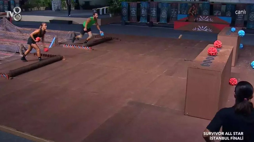 Survivor'da 3. ve 4. finalist belli oldu! Dün akşamki yarı finalde kim elendi? - Resim: 4