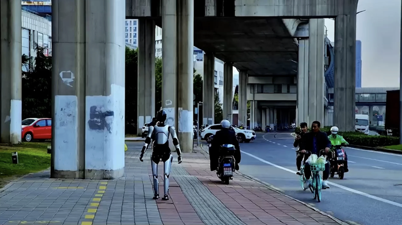 Guinness Dünya Rekoru kırdı! İnsansı robot rota çizerek 106 km yol gitti - Resim: 3