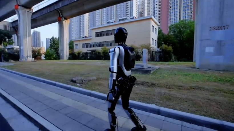 Guinness Dünya Rekoru kırdı! İnsansı robot rota çizerek 106 km yol gitti - Resim: 4