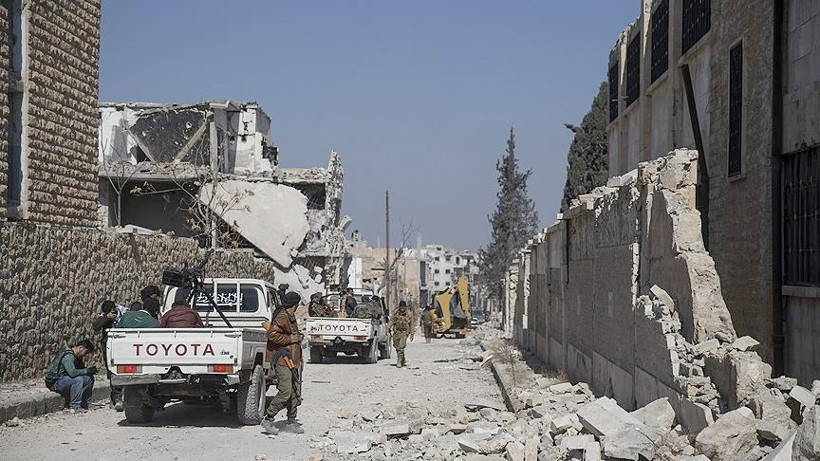 El Bab'ın güneyinde ÖSO ve Esad askerleri çatıştı - Resim: 4