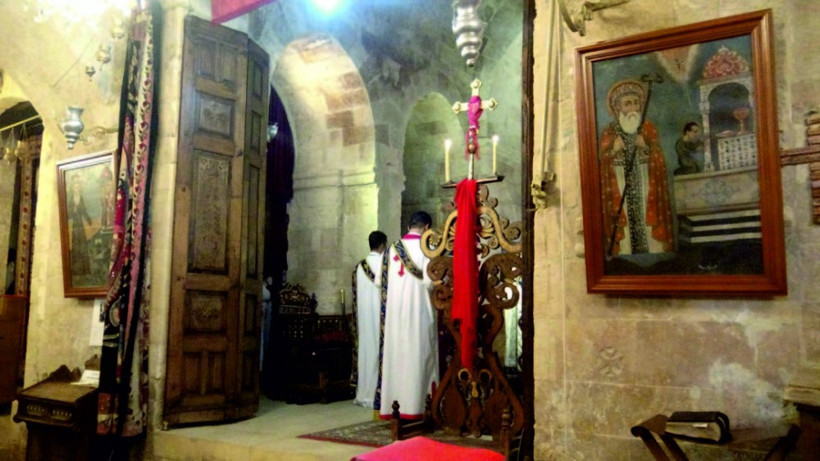 Oylarını kullanıp kilisiye gittiler - Resim: 1