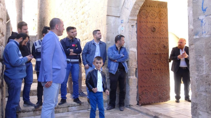 Oylarını kullanıp kilisiye gittiler - Resim: 4