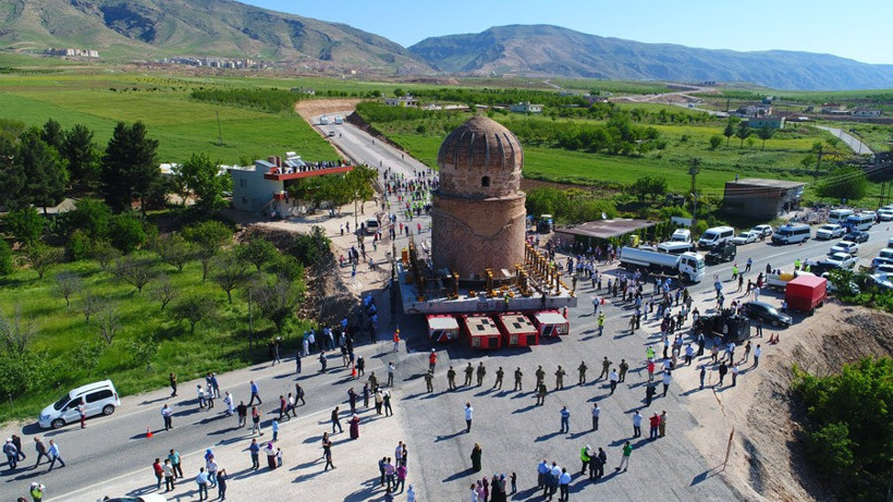 Hasankeyf'ten müthiş bir görüntü türbe ayaklanıp gitti - Resim: 3