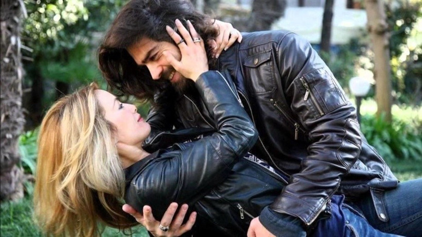 Gamze Özçelik ve Uğur Pektaş arasında şok gelişmeler!  - Resim: 1