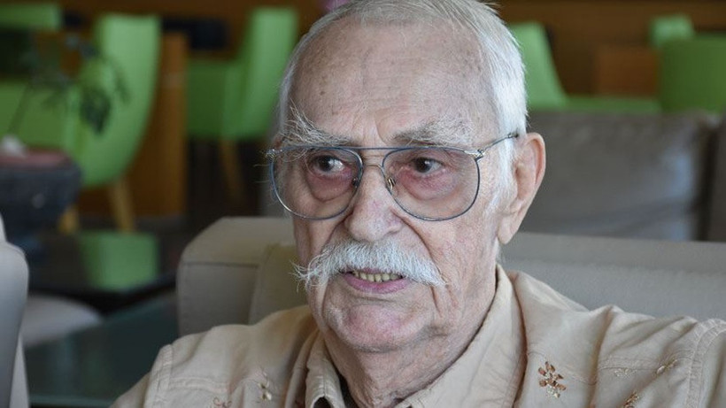 Eşref Kolçak açtı ağzını yumdu gözünü isyanı bastı - Resim: 1