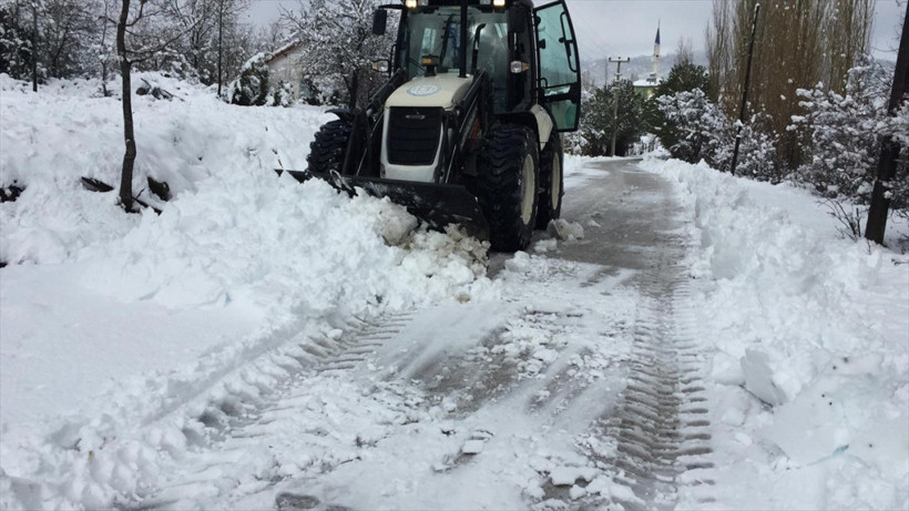 Bugün okullar tatil mi? 8 Ocak Salı günü eğitime kar engeli gelen iller - Resim: 2