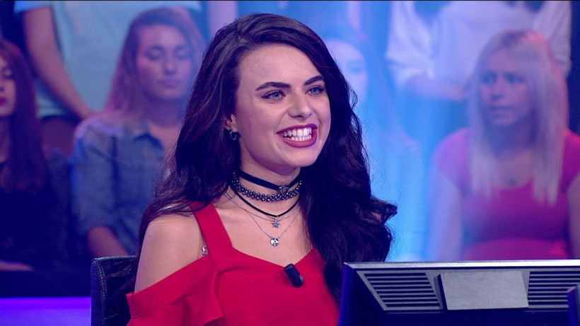 Kim Milyoner Olmak İster'e katılan doktor sigarayla paylaştı olay görüntüler - Resim: 2