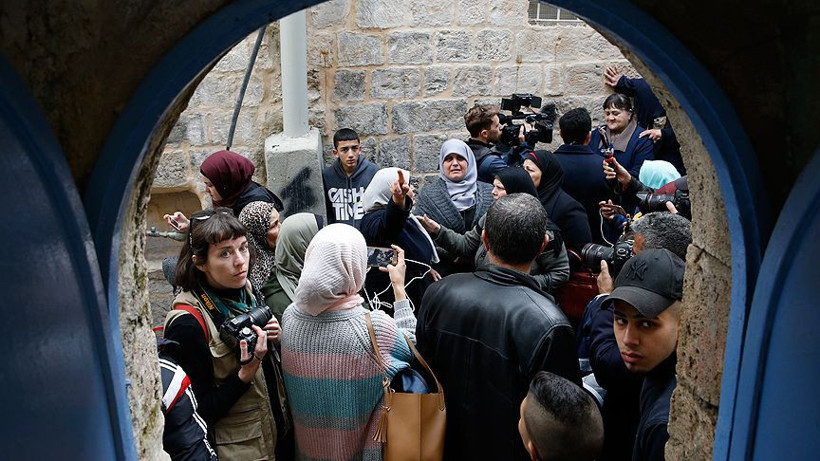 İsrail polisi Kudüs'te Filistinli aileyi zorla evinden çıkardı - Resim: 3