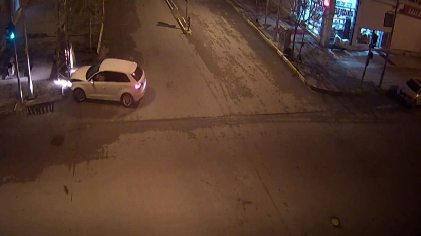 Van’da trafik kazaları MOBESE’ye yansıdı! - Resim: 4