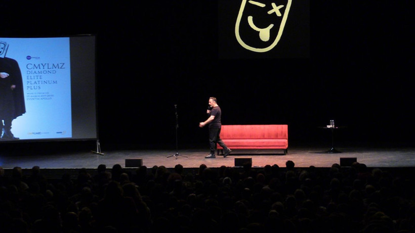 Cem Yılmaz peşimi bırakmıyor dedi ve açıkladı Defne'yle birlikte olduğumu söylüyorum ama... - Resim: 3