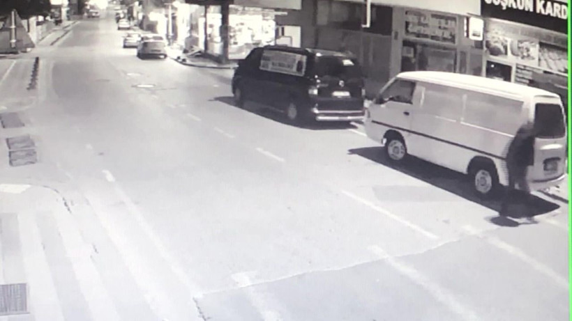 Çekmeköy'de pompalı tüfekle vurdu kamera görüntüleri ortaya çıktı - Resim: 1