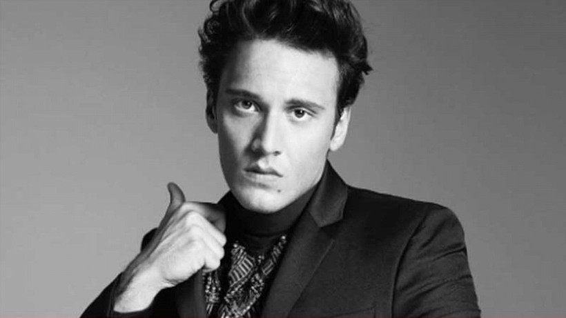 Şarkıcı Edis'ten hayranlarını korkutan haber! Hastaneden görüntü paylaştı - Resim: 1