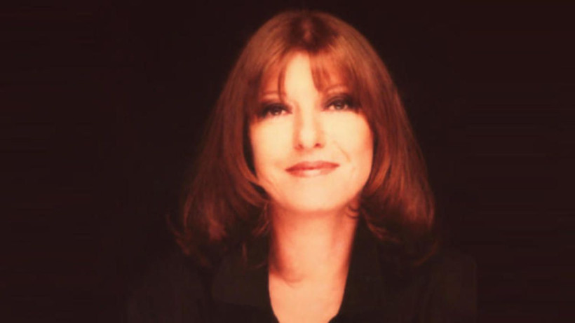 Teknoloji devi Google, ünlü yazar Duygu Asena'yı 'doodle' yaptı. - Resim: 2