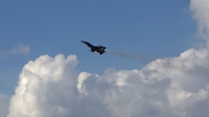 SoloTürk heyecan ve adrenalin yüklü uçuşuyla izleyenleri büyüledi - Resim: 2